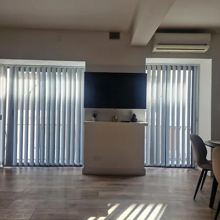 Korzo Iii Apartment Sliema